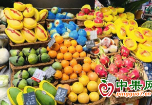 “五五購(gòu)物節(jié)”促上海進(jìn)口水果大增 ()
